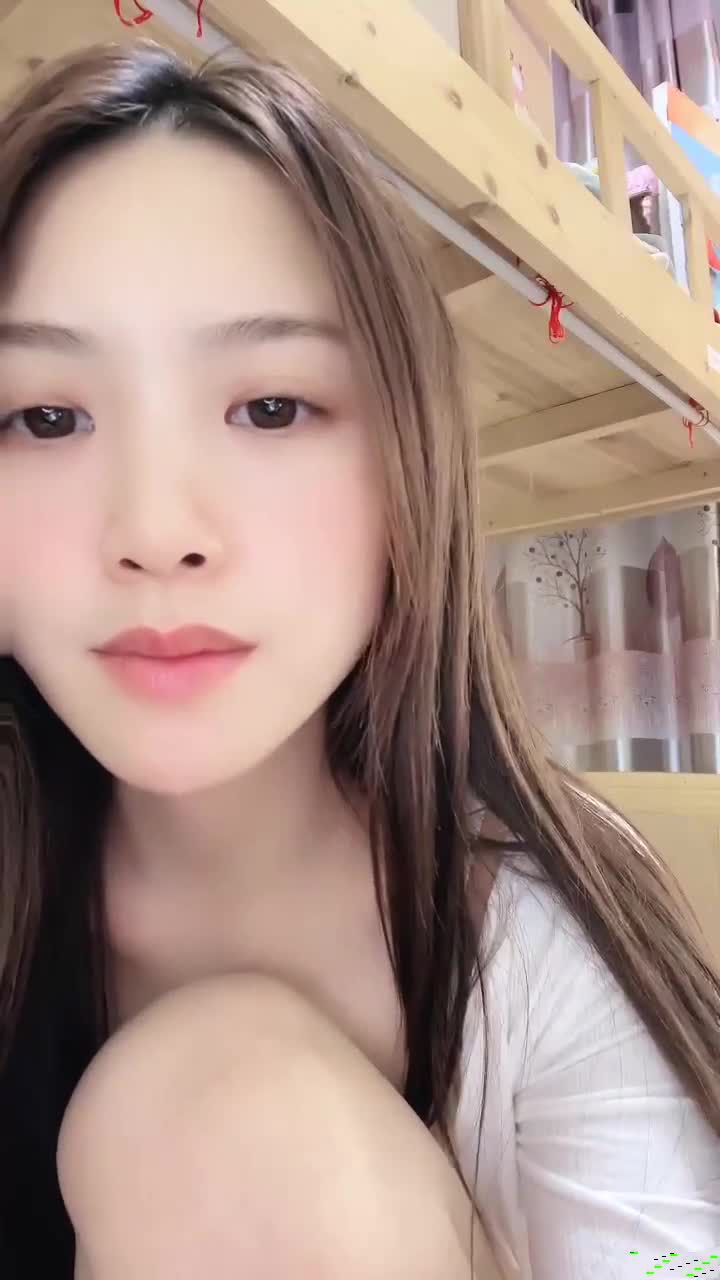2024年3月，重磅，最美女神，【03年的可可】，大学生在宿舍，校花的身材也是一流，粉穴美乳2