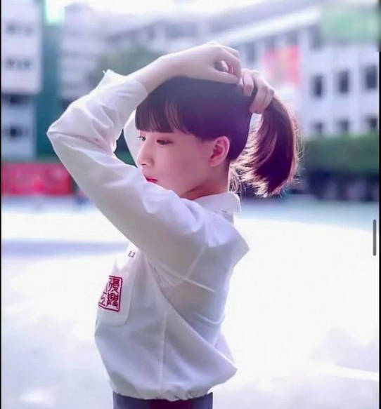 复兴商工台日混血豪放淫乱的日常.附生活照