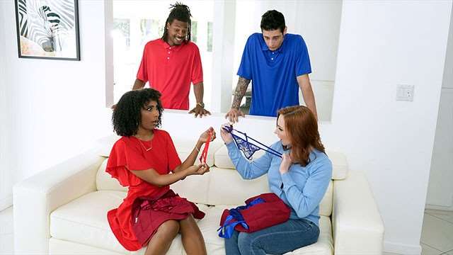 MomSwap-丰满红发熟女互换儿子 饥渴难耐吞下大黑鸡巴